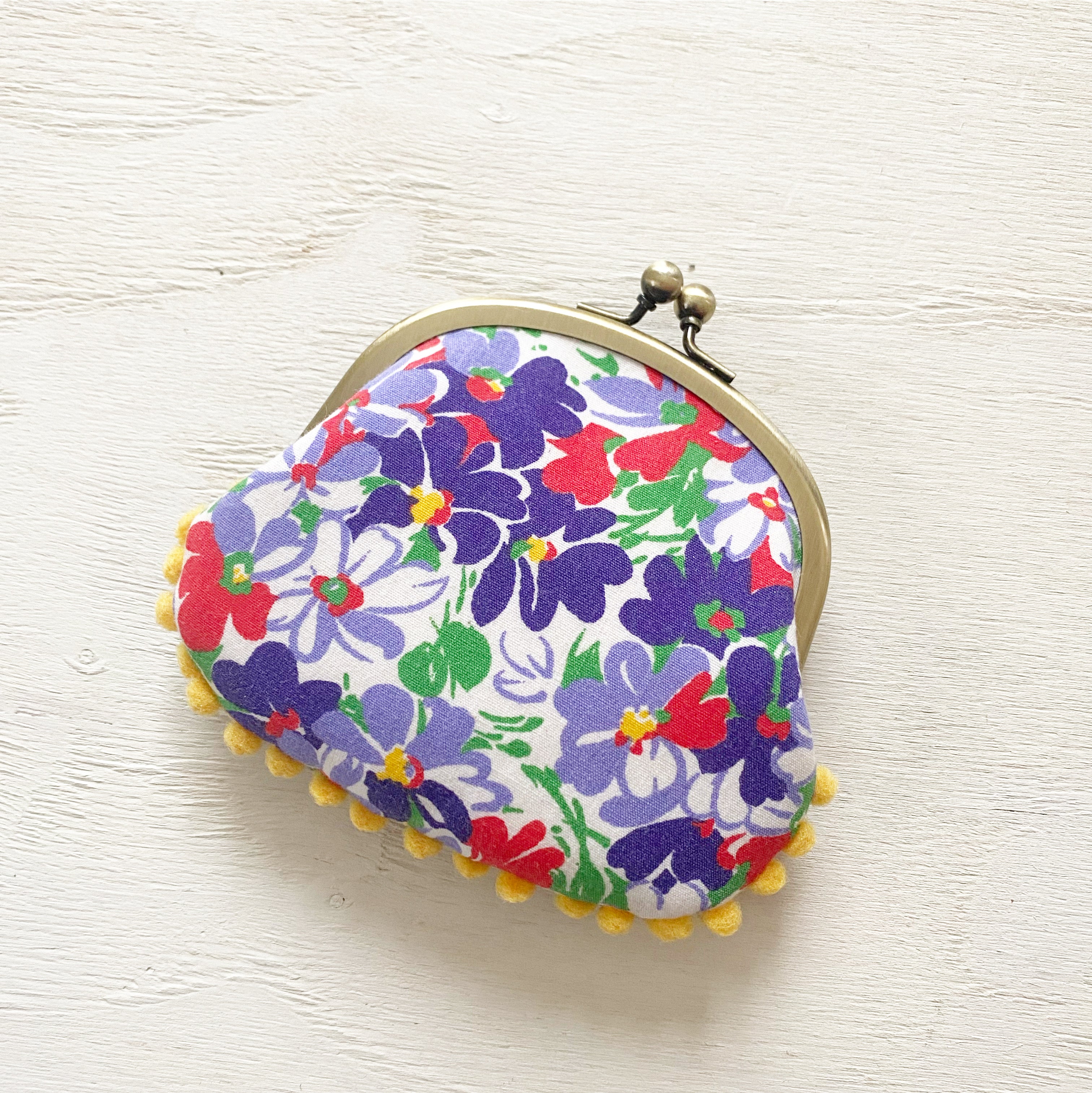 クレージュ　ビンテージ　ロゴ刺繍　デニム　がまぐち　折り財布 クレージュ ビンテージ ロゴ刺繍 デニム がまぐち 折り財布